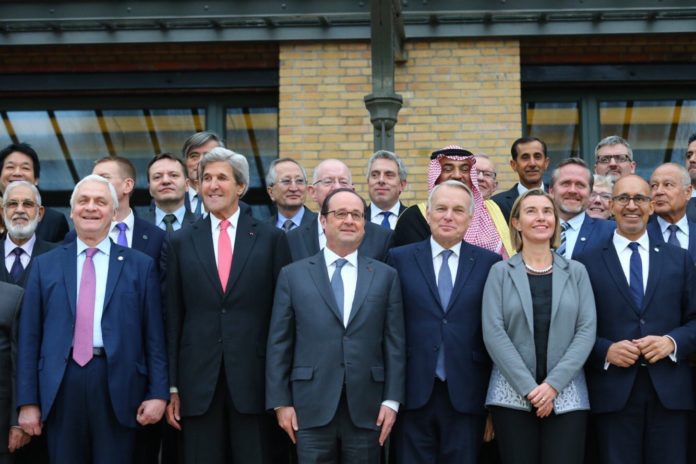 Der Pariser Friedensgipfel aus Sicht eines Arabers. Foto Twitter / Harlem Désir