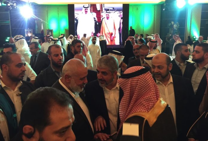 Die Hamas Führungsriege in Katar im September 2016. Mousa Abu Marzook rechts. Foto AlkamiK / Twitter