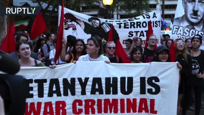 Anti-Israelische Kundgebung in Australien anlässlich des Besuches von Benjamin Netanyahu am 23. Februar 2017.Foto Screenshot Youtube