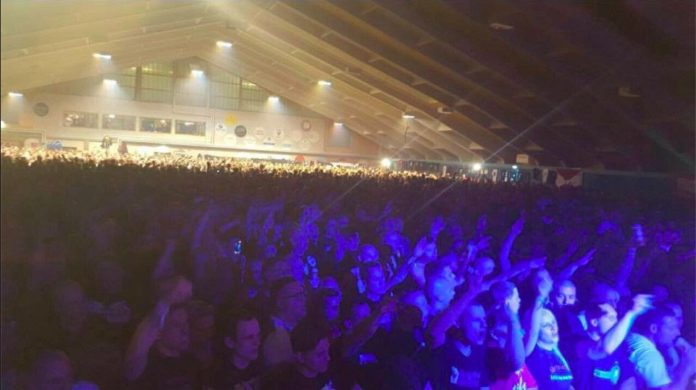 Rund 5000 Besucher bei Neonazi-Konzert im Unterwasser. Foto Twitter