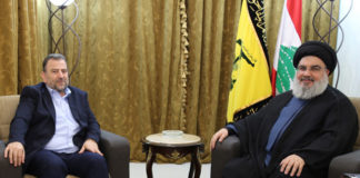 Ein kürzlich stattgefundenes Treffen in Beirut zwischen Hamas-Führer Saleh Arouri (links) und Hisbollah-Chef Hassan Nasrallah (rechts) war ein weiteres Zeichen für die Bemühungen der Hamas, den Weg für den Iran und die Hisbollah zu ebnen, um in den Gazastreifen zu gelangen. Foto Hisbollah via Al Manar