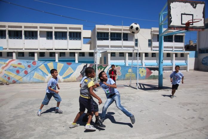 UNRWA Schule. Foto Flickr/Stars Foundation NABAA- 2012 Protection Award. https://www.flickr.com/photos/starsfdn/8405459908/ (CC BY-NC-ND 2.0)