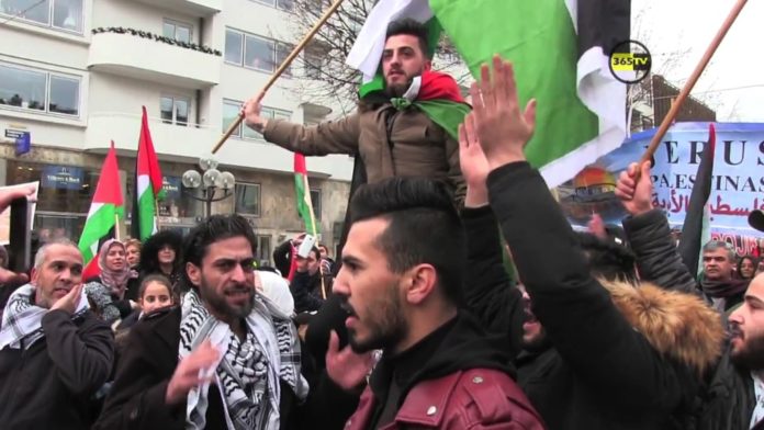 Jerusalem Demonstration in Schweden im Dezember 2017. Foto Screenshot Youtube / 365TV Dagar Om Året l Göteborg