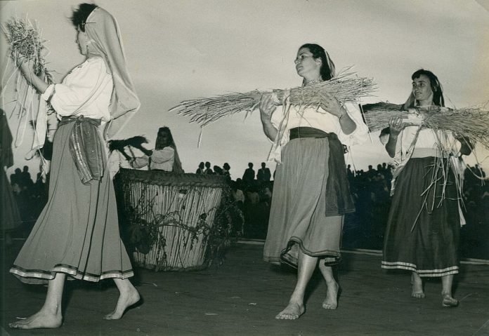 Omer Fest. Foto Ramat yohanan via the PikiWiki - Israel free image collection project, Public Domain, https://commons.wikimedia.org/w/index.php?curid=15727923