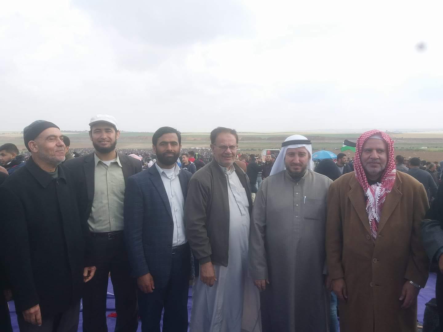 Auch Hamas-Sprecher Mushir al-Masri (3. von links), der 2012 von einem ehemaligen Nationalrat der Grünen im Schweizer Bundeshaus begrüsst wurde, nahm am sogenannten «Marsch der Rückkehr» teil. Foto Facebook.