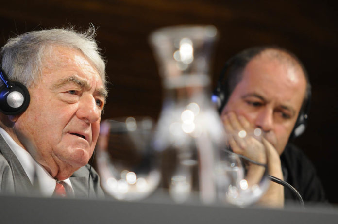 Foto DONOSTIA KULTURA - Proyección y conferencia Claude Lanzmann06, CC BY-SA 2.0, https://commons.wikimedia.org/w/index.php?curid=61931327