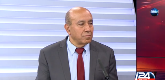Knesset-Mitglied Zouheir Bahloul ist der letzte arabische Einwohner Israels, der sich über Diskriminierung beklagen kann. Jahrzehntelang war er einer der populärsten Sportjournalisten Israels und wurde von Arabern und Juden gleichermassen geschätzt. Infolgedessen genoss er stets ein angenehmes Leben in Israel – eines, das er sich in jedem anderen arabischen Land nicht einmal hätte erträumen können. Foto Screenshot Youtube