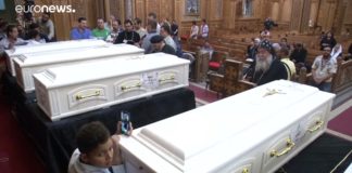 Trauerfeier für koptische Christen, die bei einem Hinterhalt getötet wurden. Foto Screenshot Youtube / Euronews