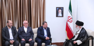 Eine hochrangige Hamas-Delegation unter der Leitung des Militärführers Saleh Arouri besuchte den Iran und traf sich am 22. Juli mit dem Obersten Führer Ayatollah Ali Khamenei. Foto khamenei.ir