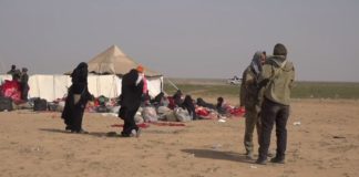 Al-Hol Camp im März 2019. Foto VOA - https://www.voanews.com/a/syria-camps-usagm/4823757.html, Public Domain, https://commons.wikimedia.org/w/index.php?curid=77399488