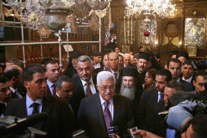 Mahmoud Abbas in der Geburtskirche in Bethlehem. Foto Najeh Hashlamoun/Flash90