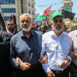 Die Hamas-Führer Ismail Haniyeh und Yahya Sinwar in Gaza City am 26. Juni 2019. Foto Hassan Jedi/Flash90