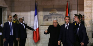 Treffen des französischen Präsidenten Emmanuel Macron mit dem Chef der Palästinensischen Autonomiebehörde (PA), Mahmoud Abbas in Ramallah, während seines Besuchs in Israel zum Gedenken an den Holocaust. Foto Wafa