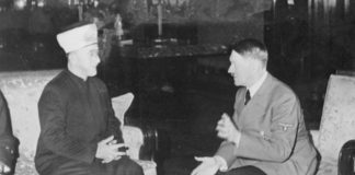 Amin al-Husseini und Adolf Hitler (28. November 1941). Foto Bundesarchiv, Bild 146-1987-004-09A / Heinrich Hoffmann / CC-BY-SA 3.0, CC BY-SA 3.0 de, https://commons.wikimedia.org/w/index.php?curid=5483348