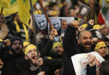 Hisbollah Unterstützer während einer Kundgebung für Qassem Soleimani in südlichen Vororten von Beirut, Libanon, am 5. Januar 2020. Foto IMAGO / Xinhua