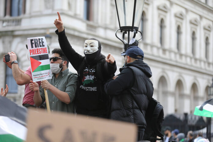Protest vor der Downing Street in London. Foto IMAGO / ZUMA Wire