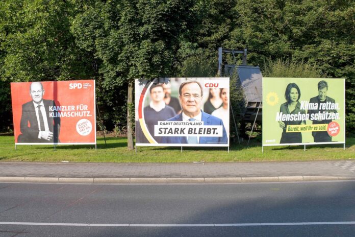 Wahlplakate zur Bundestagswahl 2021 am 31.08.2021 in Oberhausen. Foto IMAGO / Revierfoto