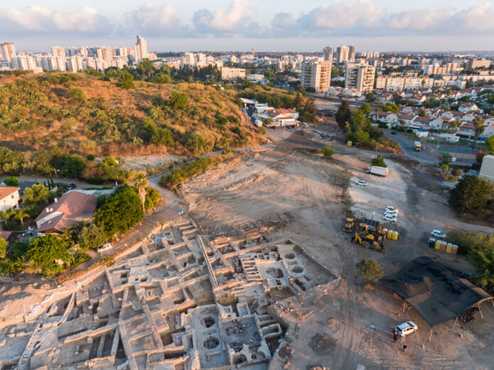 Ausgrabungen in Yavneh. Luftaufnahme. Foto Assaf Peretz Israelische Antiquitätenbehörde