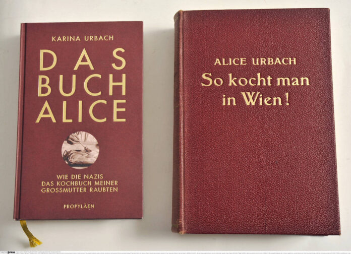 Das Buch Alice. Foto IMAGO / teutopress