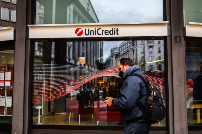 Symbolbild. UniCredit Bank in Mailand. Foto IMAGO / NurPhoto