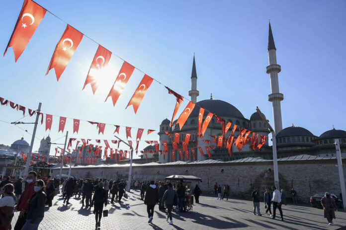 Die neue Moschee am Taksim-Platz in Istanbul. Foto IMAGO / Joerg Boethling