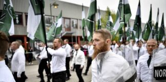 Mitglieder des Nordic Resistance Movement am 1. Mai 2019 in Kungalv, Westschweden. Foto IMAGO / TT