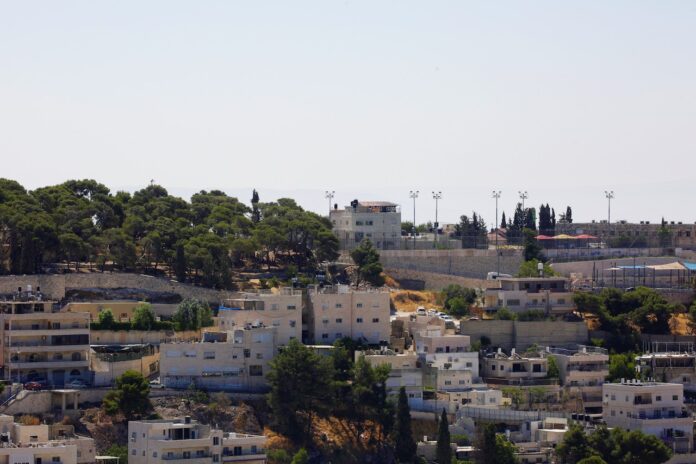 Blick von der Altstadt auf die umliegenden südlichen Viertel Jerusalems, 16. August 2021. Foto Gunner Vitaliy Bothman/TPS