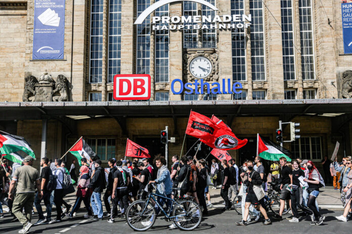 Eine Pro Palästinensische Demonstration in der Leipziger Innenstadt. 14.05.2022. Foto IMAGO / ZUMA Wire