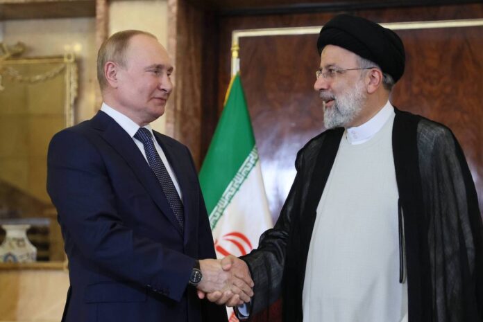 Der russische Präsident Wladimir Putin und der iranische Präsident Ebrahim Raisi während einem Treffen in Teheran, Iran am 19/07/2022. Foto IMAGO / SNA