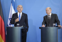 Bundeskanzler Olaf Scholz gemeinsam mit Israel Ministerpräsident Benjamin Netanyahu bei der Pressekonferenz im Kanzleramt Berlin, 16. März 2023. Foto IMAGO / Political-Moments