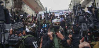 Terroristen der Al-Aqsa-Märtyrer-Brigaden. Foto IMAGO / ZUMA Wire