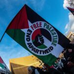 München, 16. Dezember 2023, Anti-Israelische Demo unter der Leitung der umstrittenen Aktivistengruppe "Palästina Spricht", der grassierender Antisemitismus und Verbindungen zu Islamisten vorgeworfen werden. Foto IMAGO / ZUMA Wire