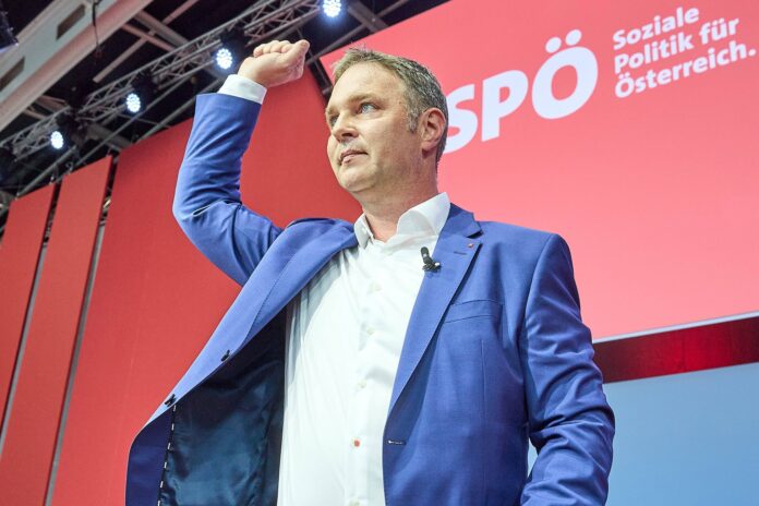 SPÖ-Chef Andreas Babler war Redner bei umstrittener Demo. Foto IMAGO / photonews.at