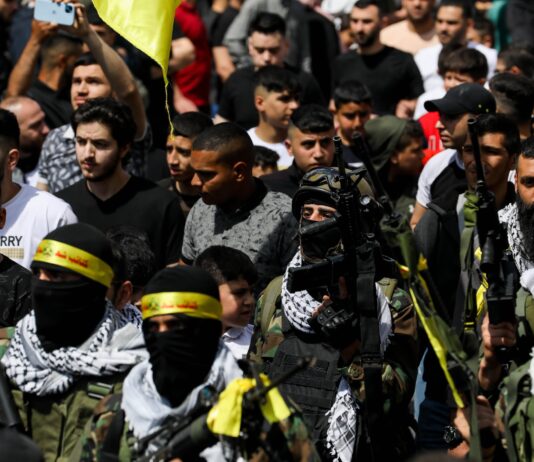 Bewaffnete Mitglieder der Al-Aqsa-Märtyrer-Brigade der Fatah. Foto IMAGO / ZUMA Wire