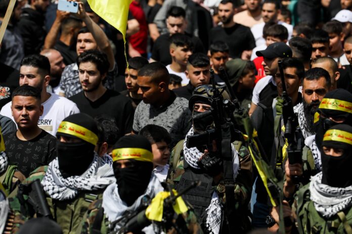 Bewaffnete Mitglieder der Al-Aqsa-Märtyrer-Brigade der Fatah. Foto IMAGO / ZUMA Wire